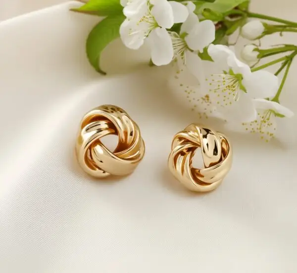 sone golden earrings