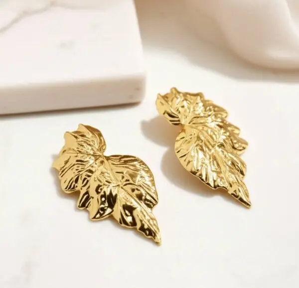 venus diamond earrings