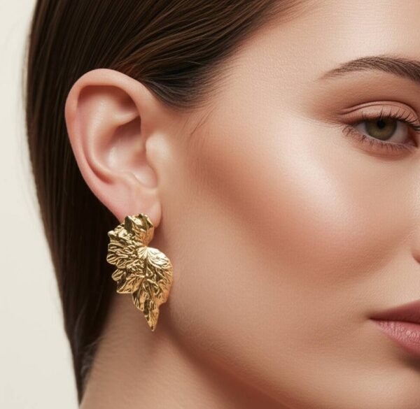 venus diamond earrings