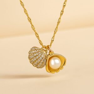 18k gold plated sea shell pendant
